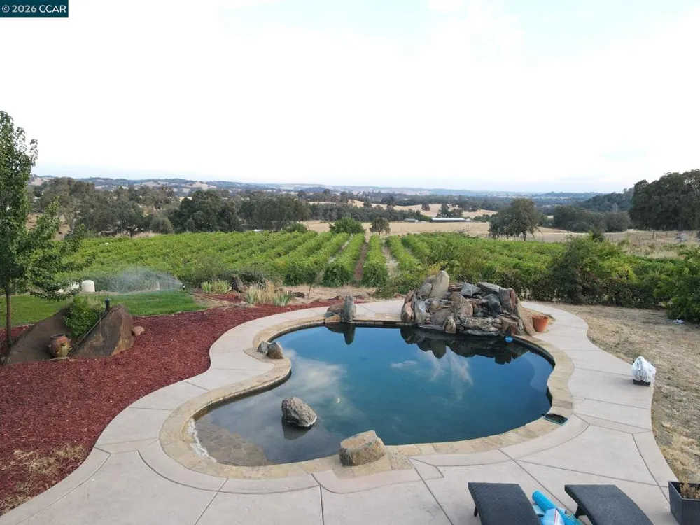 10580 Dickson Road Plymouth, CA 95669