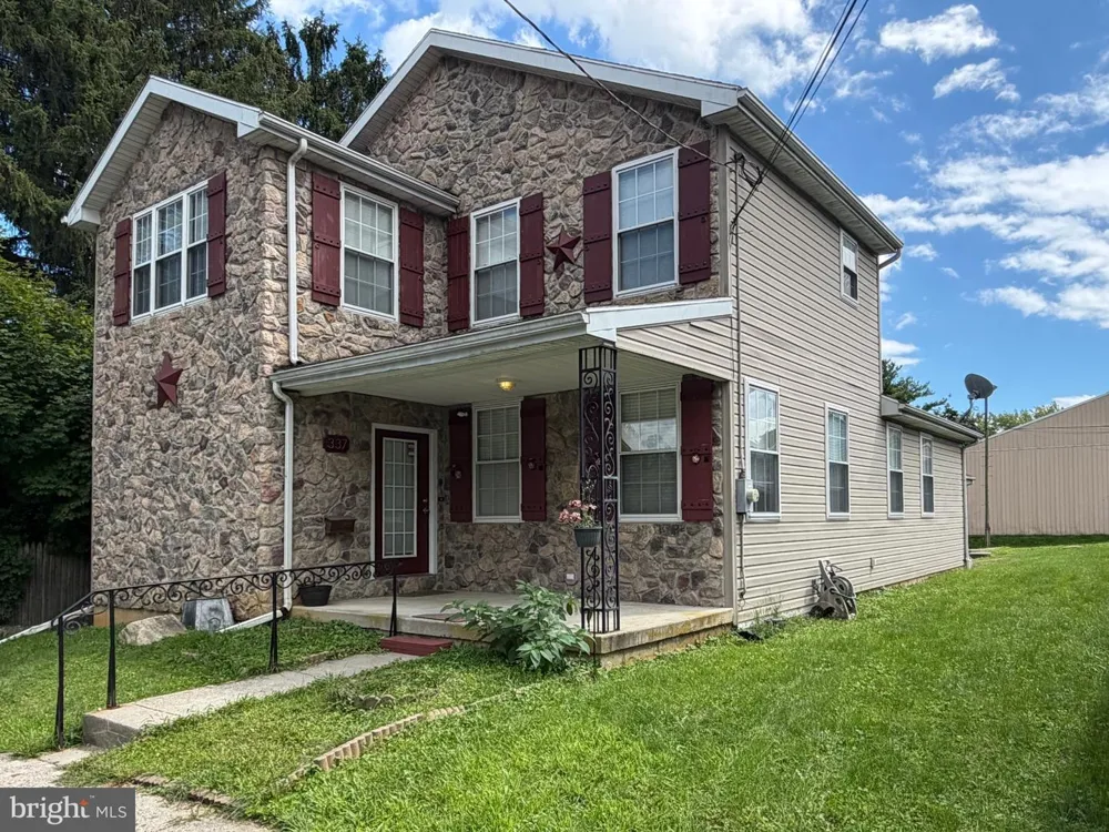337 E KLEINHANS Easton, PA 18042