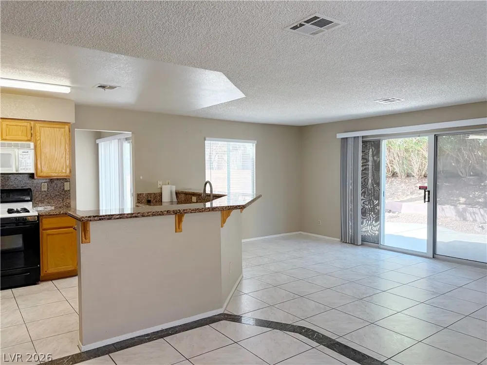 2713 Brienza Way Las Vegas, NV 89117