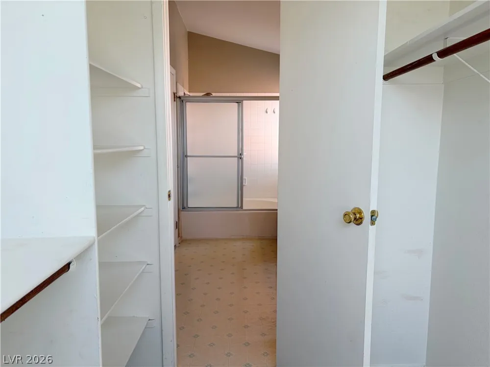 2713 Brienza Way Las Vegas, NV 89117