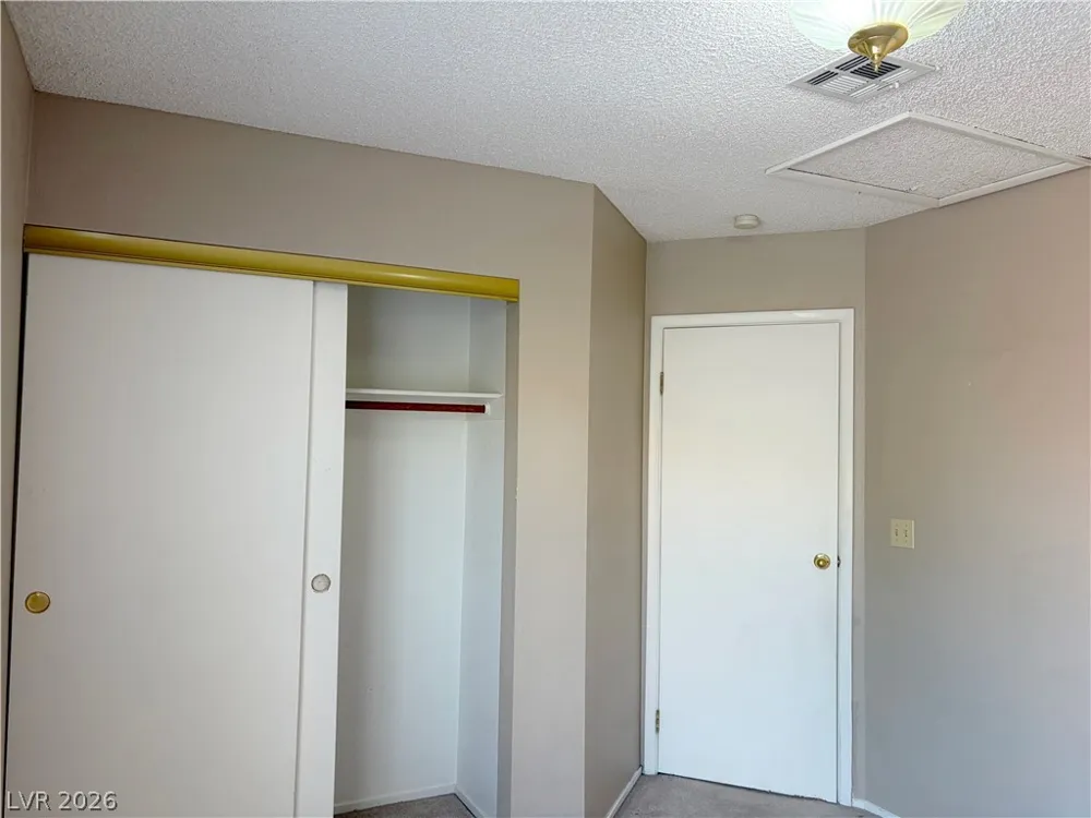 2713 Brienza Way Las Vegas, NV 89117
