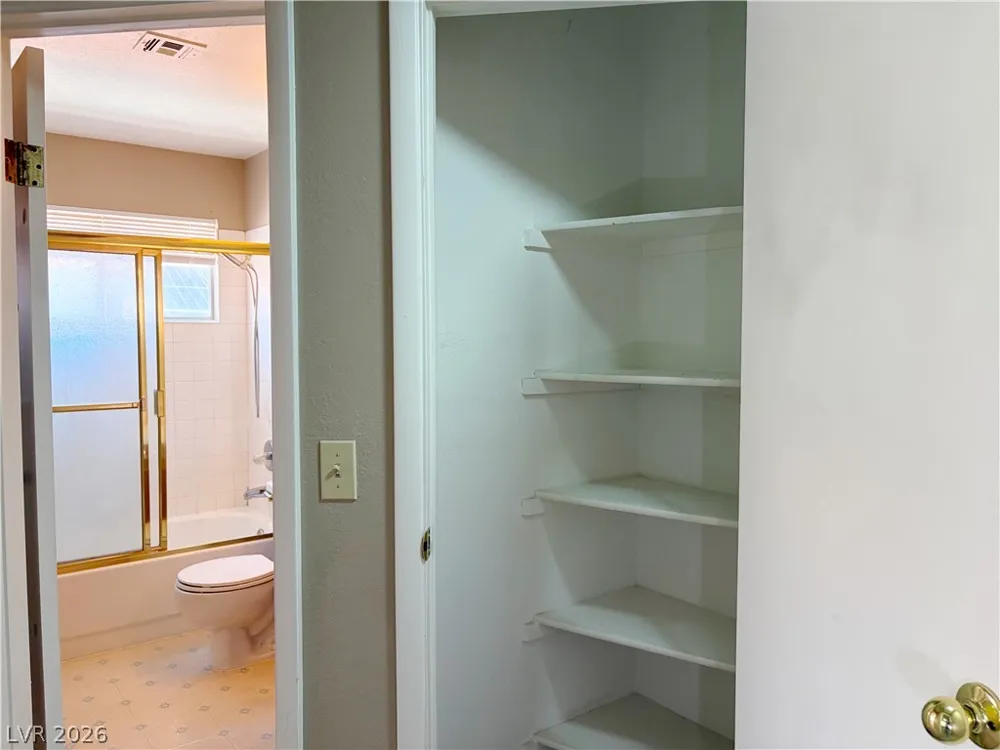2713 Brienza Way Las Vegas, NV 89117
