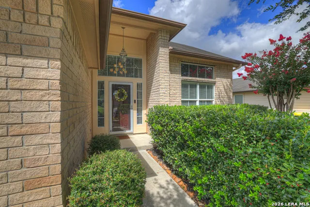 716 Hollow Rdg Schertz, TX 78108