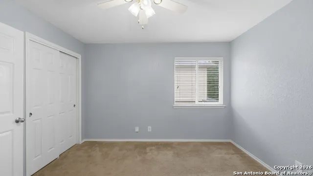 716 Hollow Rdg Schertz, TX 78108