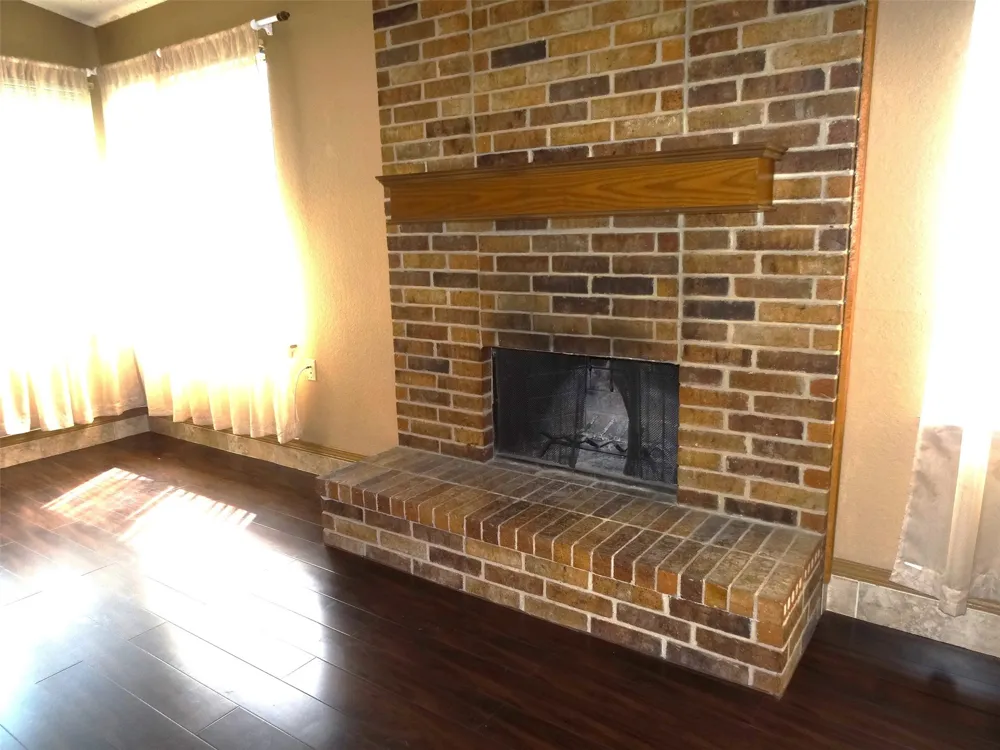 2517 Hollydale Drive Garland, TX 75044