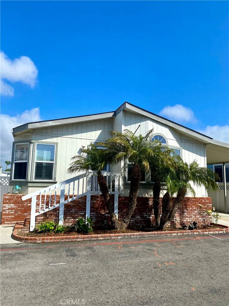 20701 Beach Boulevard #107 Huntington Beach, CA 92648