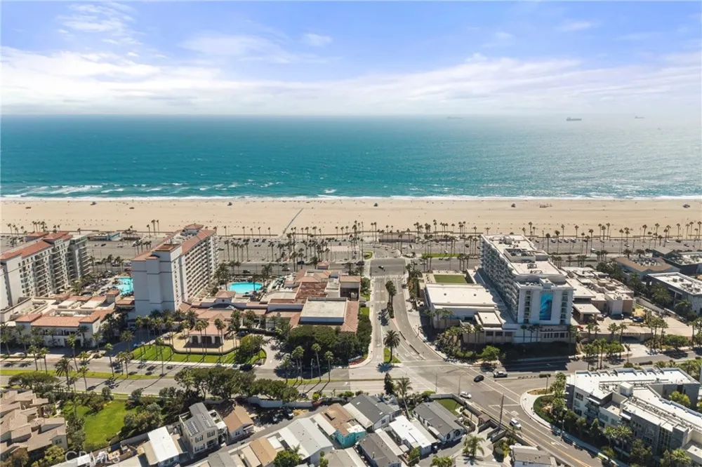 20701 Beach Boulevard #107 Huntington Beach, CA 92648