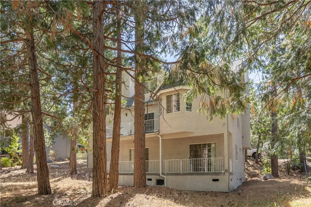 499 Bel Air Drive Lake Arrowhead, CA 92352