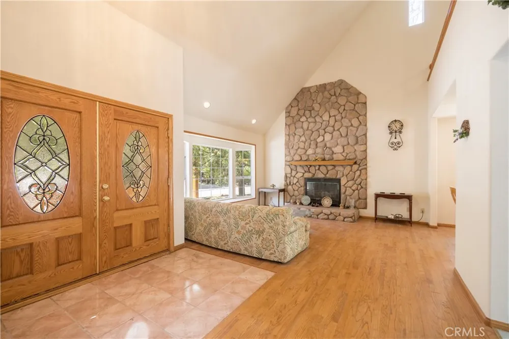 499 Bel Air Drive Lake Arrowhead, CA 92352