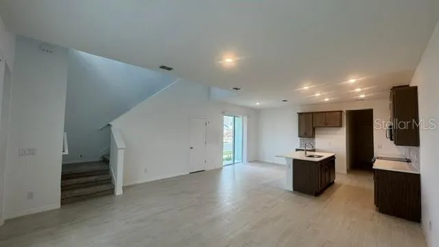 416 OAK FLAT ALLEY Groveland, FL 34736