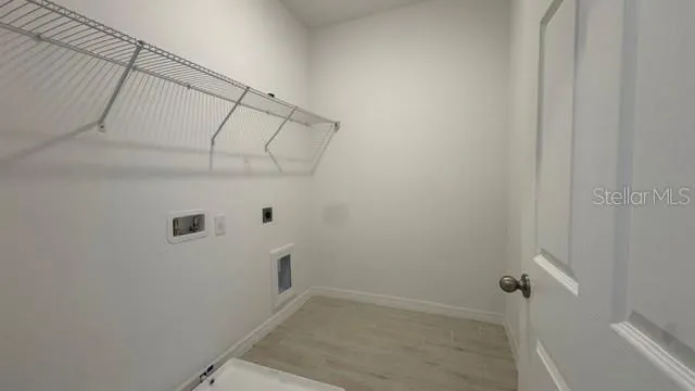 416 OAK FLAT ALLEY Groveland, FL 34736