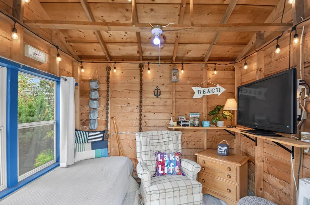 1105 Bay Drive Tawas Township, MI 48763