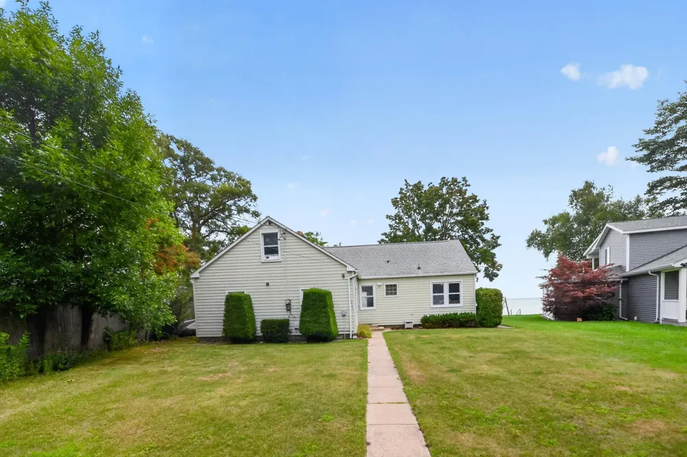 1105 Bay Drive Tawas Township, MI 48763