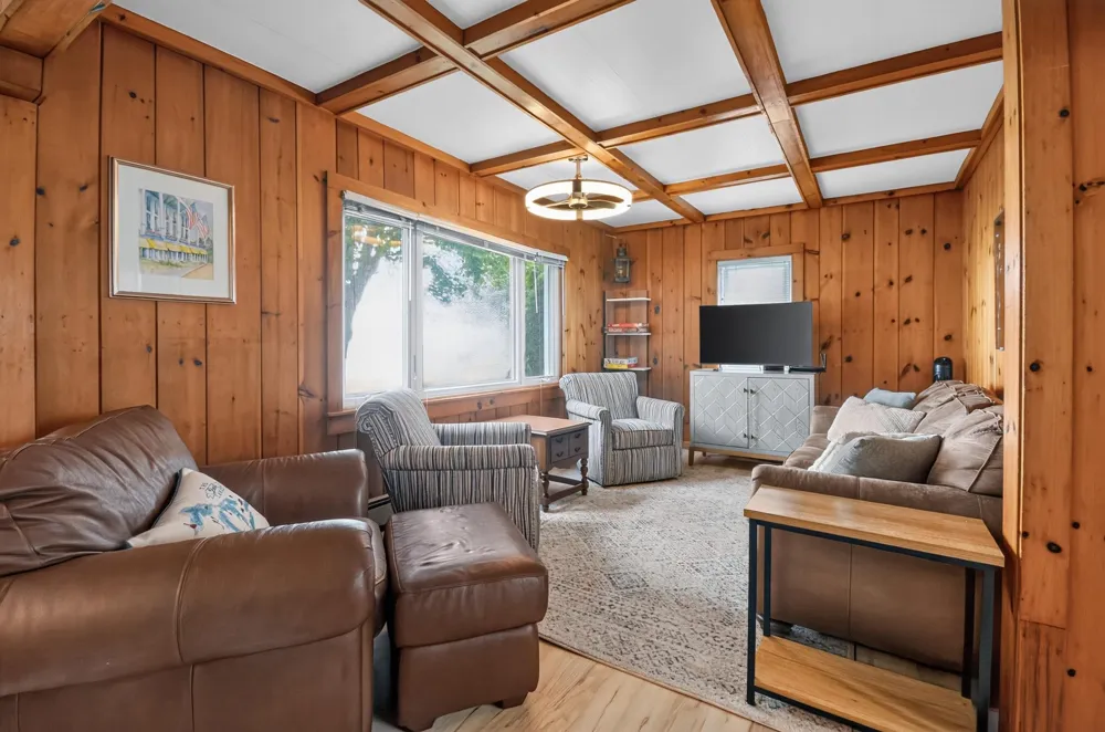 1105 Bay Drive Tawas Township, MI 48763