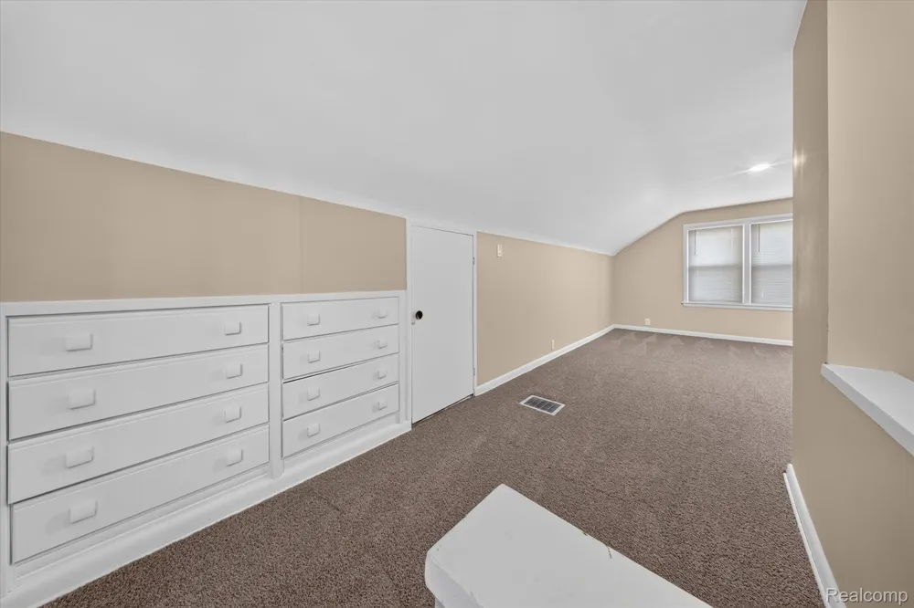 11316 Marion Redford Charter Township, MI 48239
