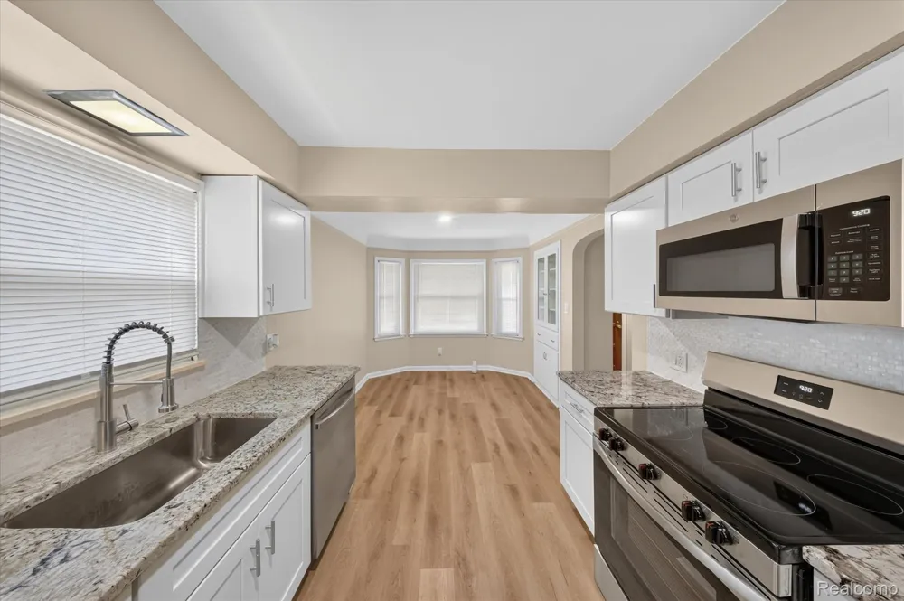 11316 Marion Redford Charter Township, MI 48239