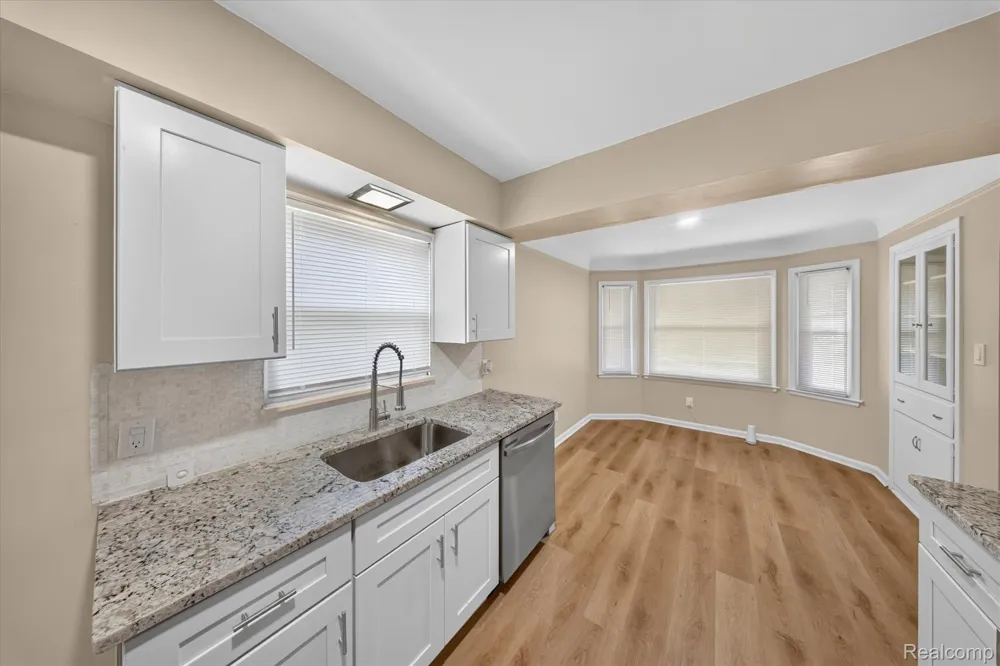 11316 Marion Redford Charter Township, MI 48239