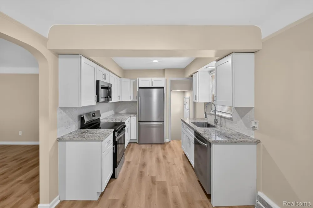 11316 Marion Redford Charter Township, MI 48239