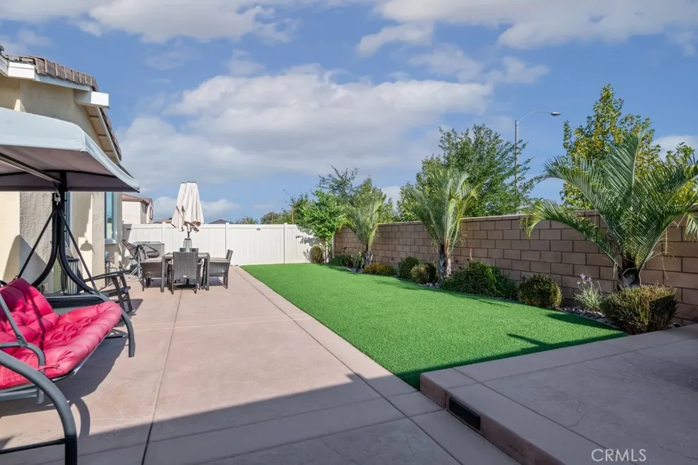 29357 Lanesbridge Menifee, CA 92584