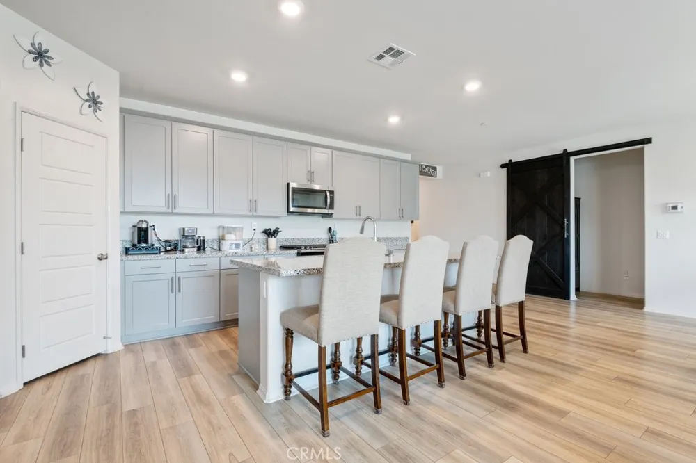 29357 Lanesbridge Menifee, CA 92584