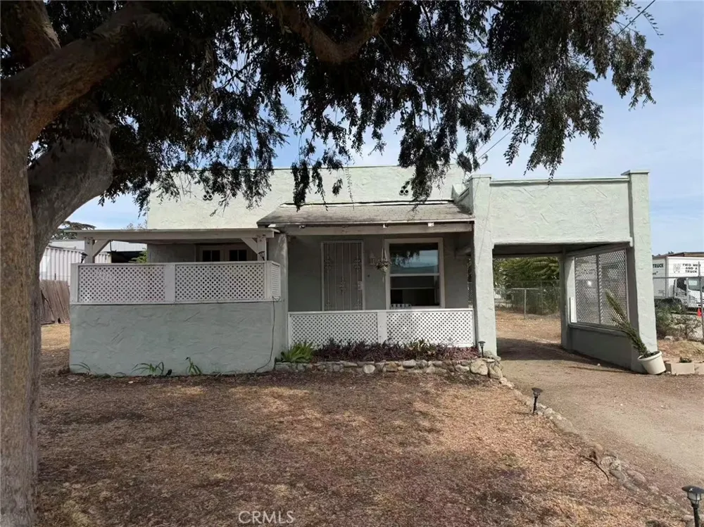 28 S Vista Place Upland, CA 91786