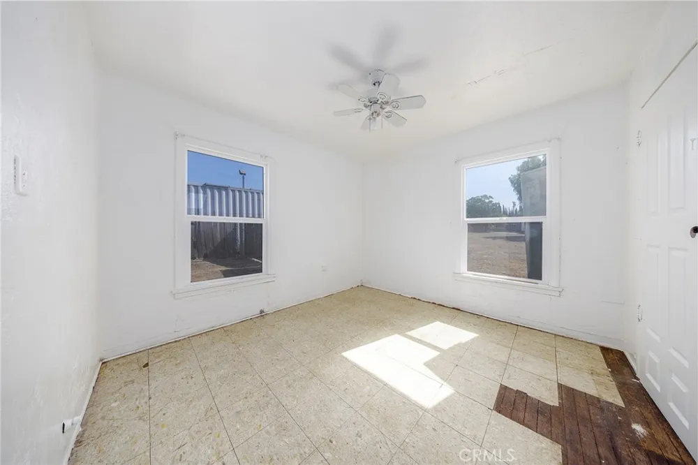 28 S Vista Place Upland, CA 91786