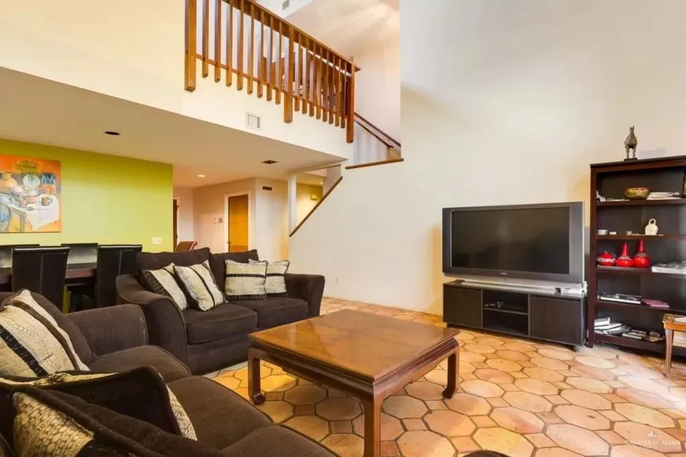 107 W Shasta Avenue W McAllen, TX 78504