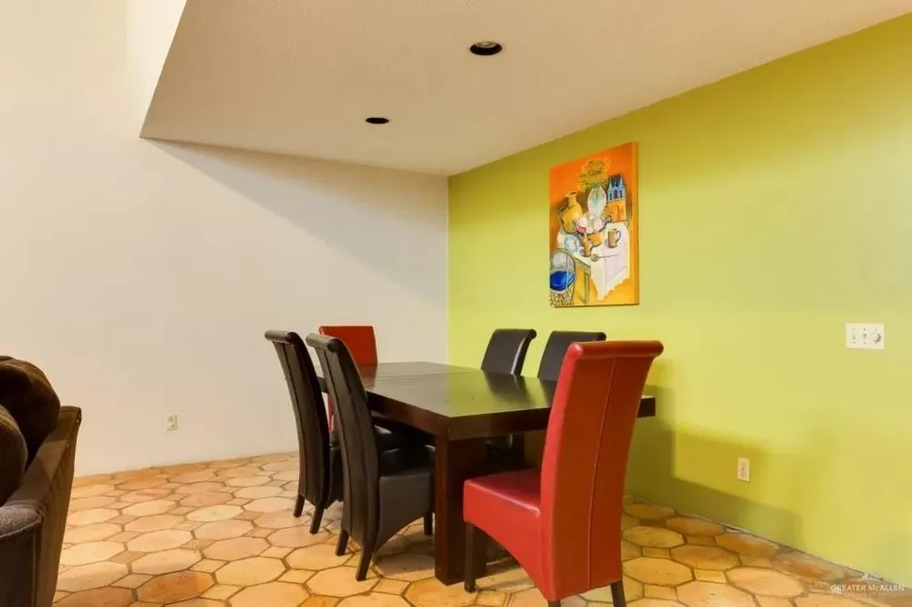 107 W Shasta Avenue W McAllen, TX 78504