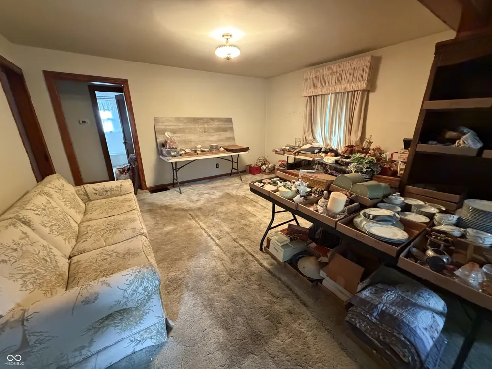 355 W 37th Street Anderson, IN 46013