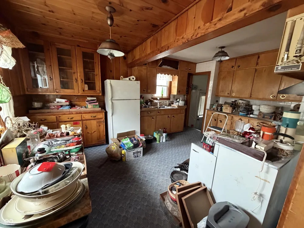 355 W 37th Street Anderson, IN 46013