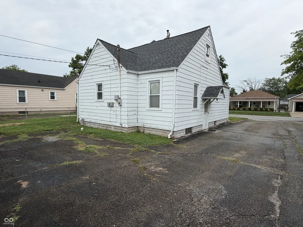 355 W 37th Street Anderson, IN 46013