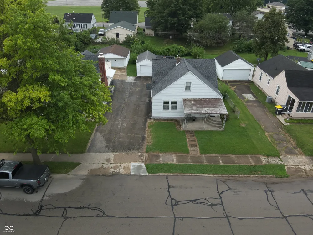 355 W 37th Street Anderson, IN 46013