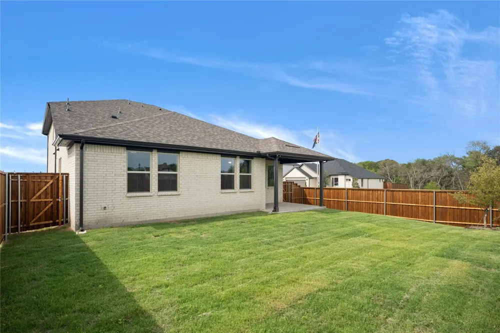 2111 Sandpiper Way Princeton, TX 75407