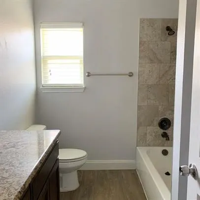2208 Oliver Street Greenville, TX 75401