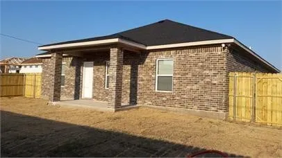 2208 Oliver Street Greenville, TX 75401