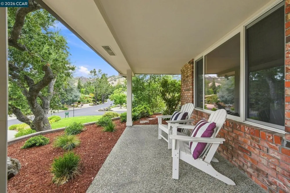 2516 Roundhill Dr Alamo, CA 94507