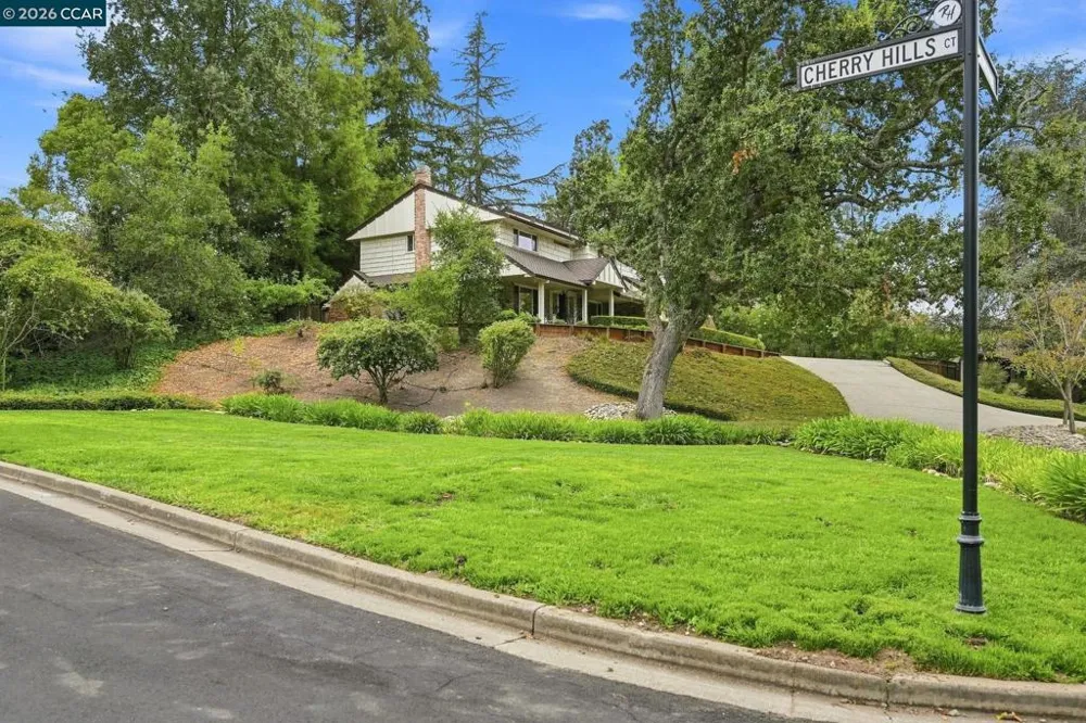 2516 Roundhill Dr Alamo, CA 94507