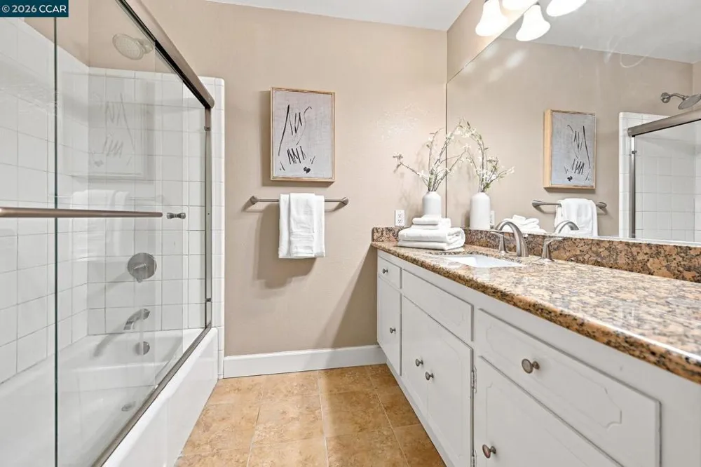 2516 Roundhill Dr Alamo, CA 94507