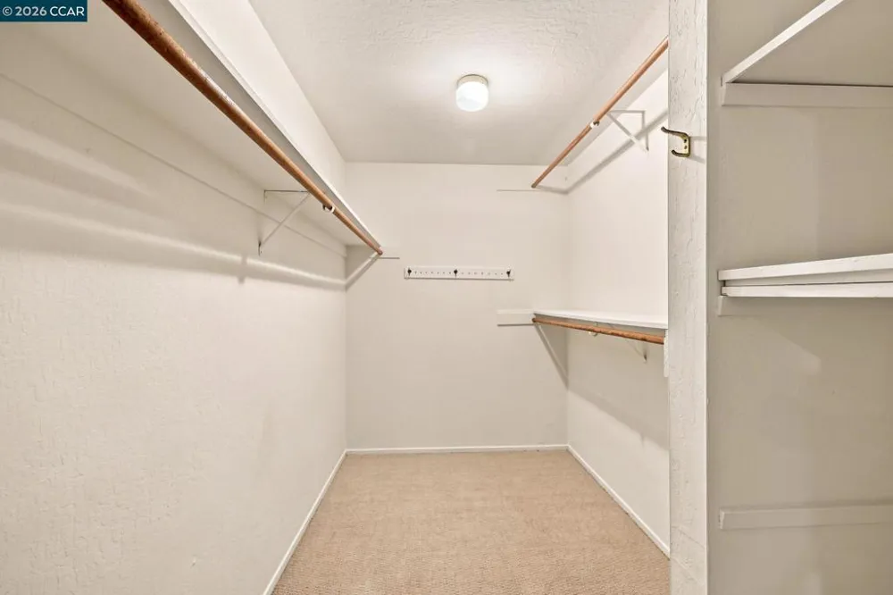 2516 Roundhill Dr Alamo, CA 94507