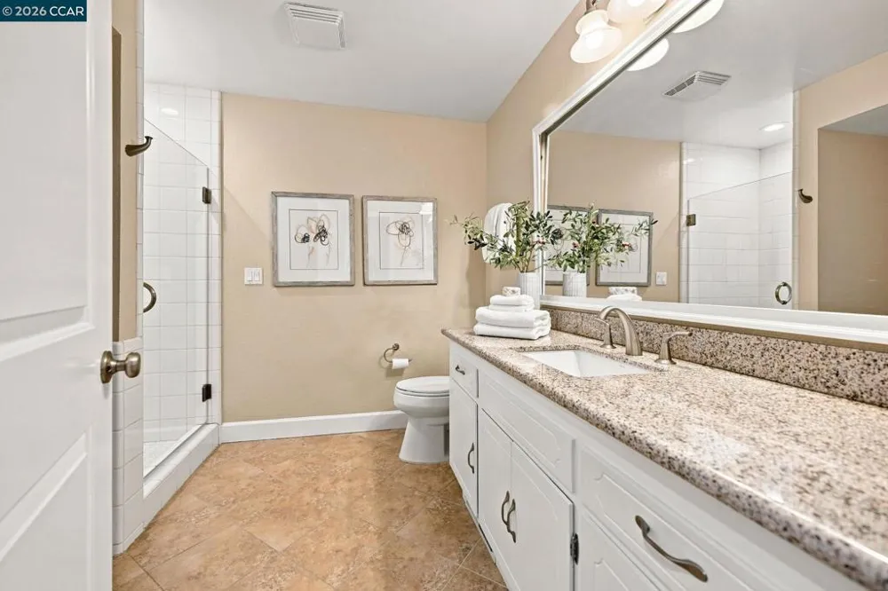 2516 Roundhill Dr Alamo, CA 94507