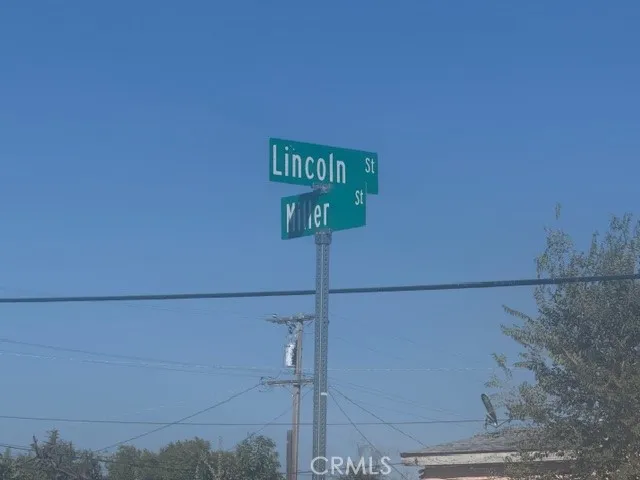 1231 Lincoln Bakersfield, CA 93305