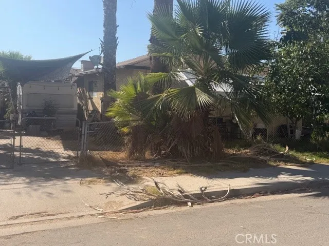 1231 Lincoln Bakersfield, CA 93305
