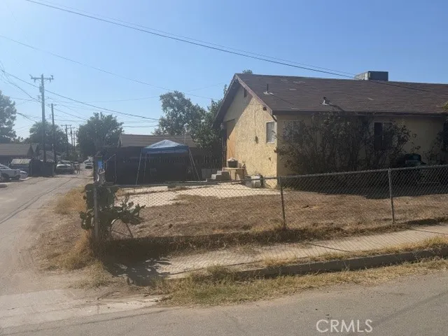 1231 Lincoln Bakersfield, CA 93305