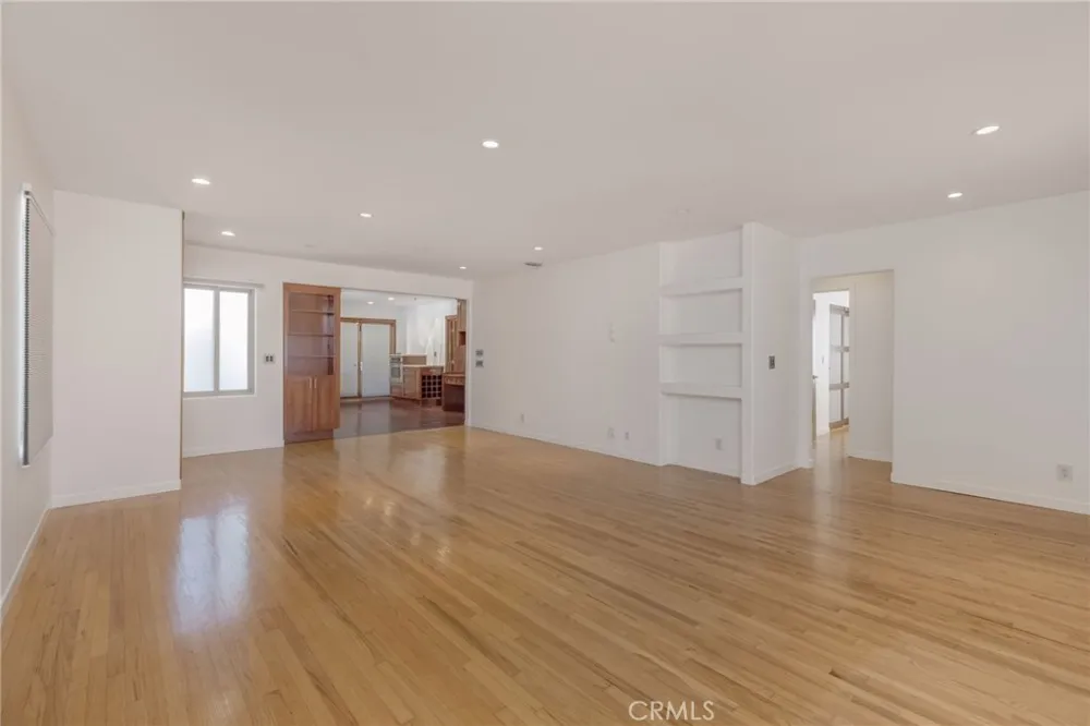 709 Avenue D Redondo Beach, CA 90277
