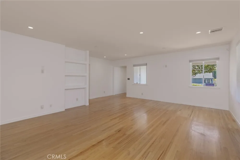 709 Avenue D Redondo Beach, CA 90277