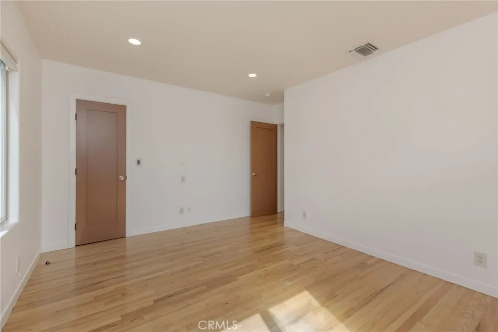 709 Avenue D Redondo Beach, CA 90277