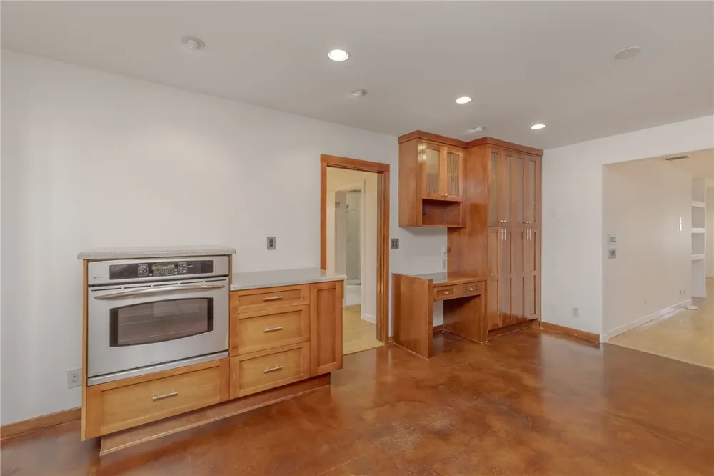 709 Avenue D Redondo Beach, CA 90277