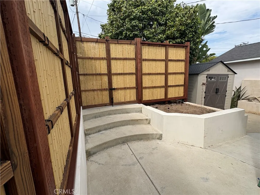 709 Avenue D Redondo Beach, CA 90277