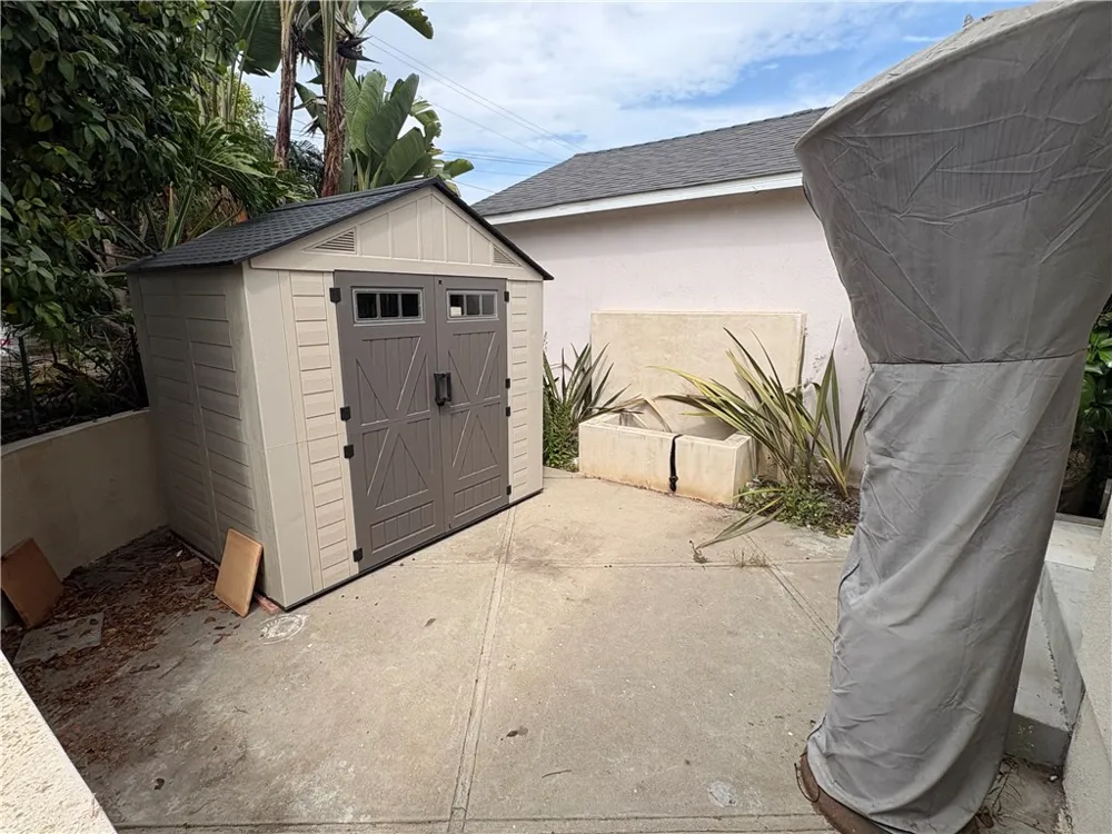 709 Avenue D Redondo Beach, CA 90277