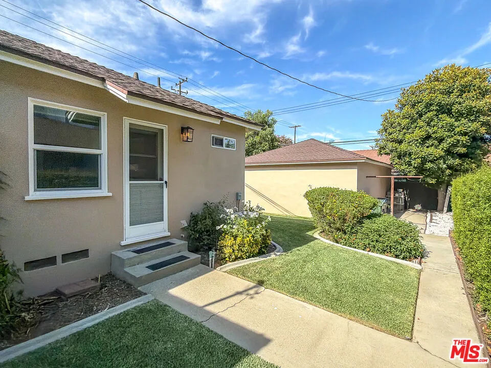 202 E Grand Avenue Alhambra, CA 91801